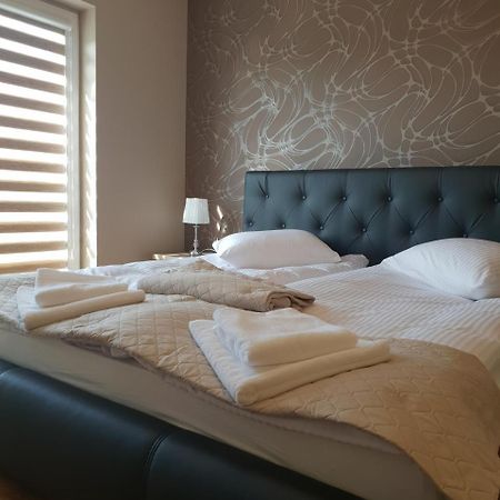 Hotel Pod Strzecha Kielce Eksteriør billede