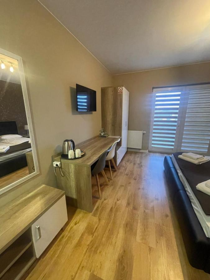 Hotel Pod Strzecha Kielce Eksteriør billede