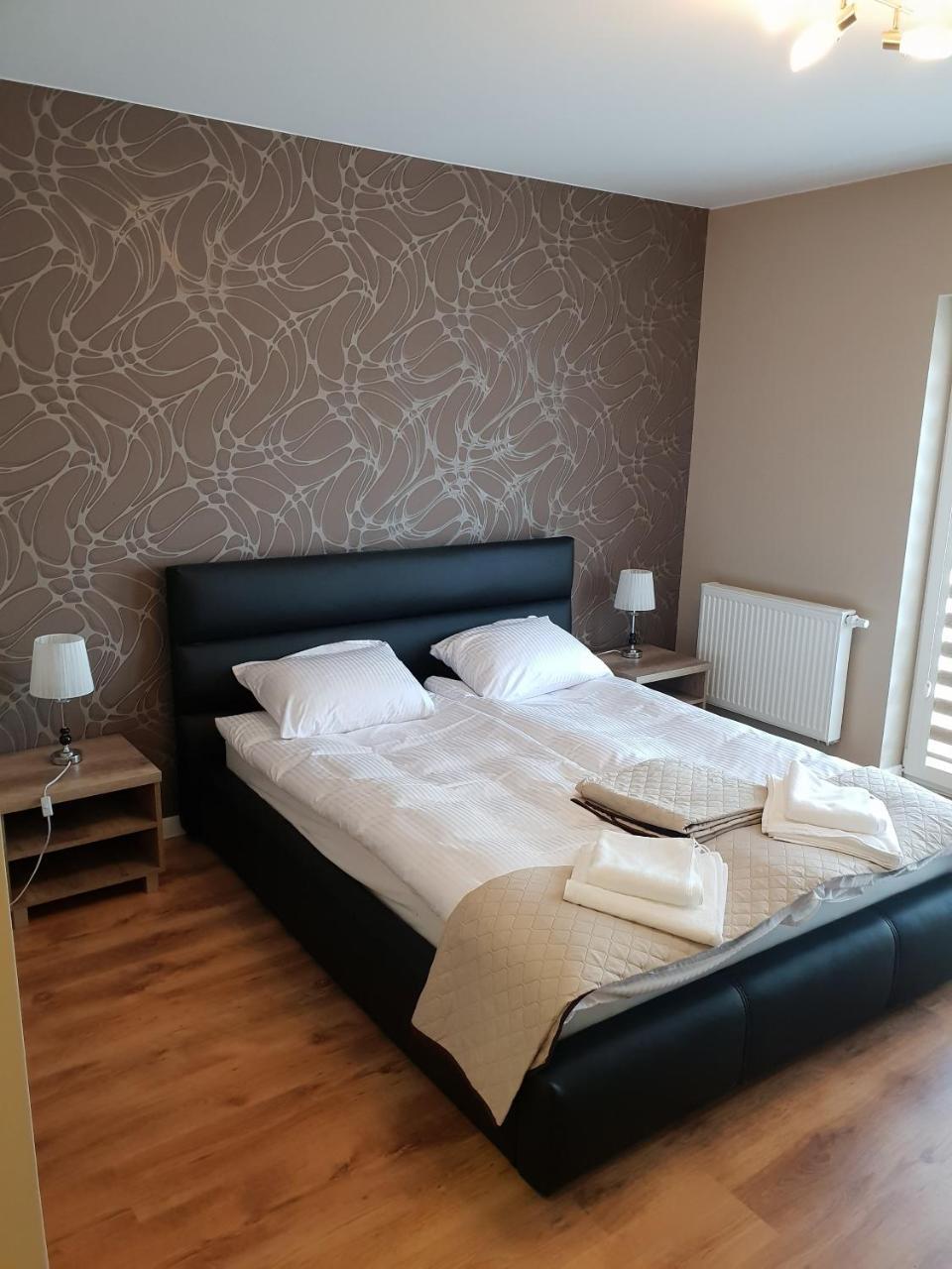 Hotel Pod Strzecha Kielce Eksteriør billede